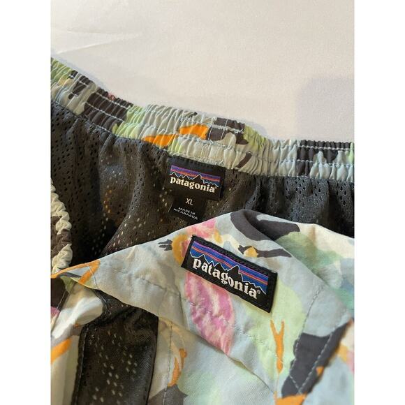 Patagonia Mens Baggies Shorts 5" XL Spoonbills Big Sky Blue Swim Trunks X Large - Picture 3 of 6